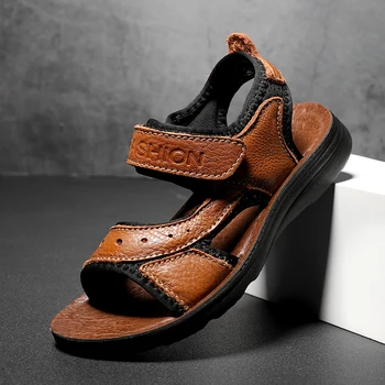 Модные Детские сандалии для мальчиков Повседневная обувь из искусственной кожи Классические туфли на плоской подошве Коричневого цвета Лето 2022 Детские Римские сандалии для мальчиков Бесплатная доставка